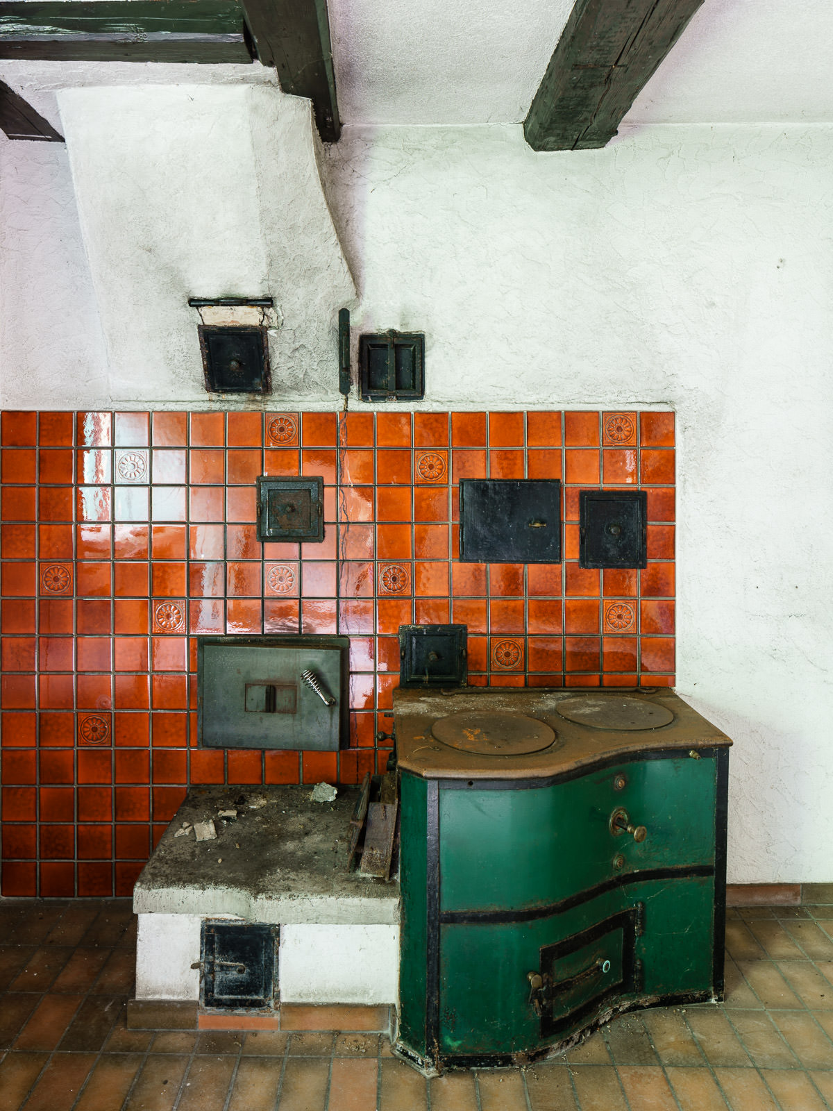 Photograph of Old, historic stove in protected landmark / cultural heritage building in Switzerland.