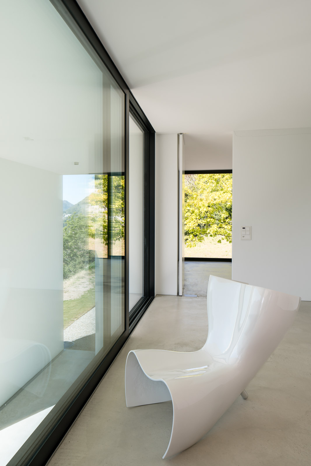 Interior photography and photo of design furniture. Photographer based in Zurich.