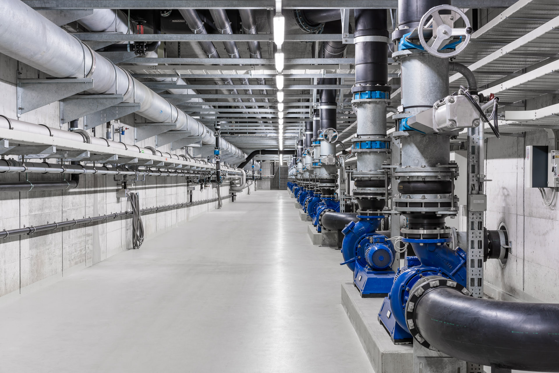 Pumps and pipes in savage water treatment plant Lucerne
